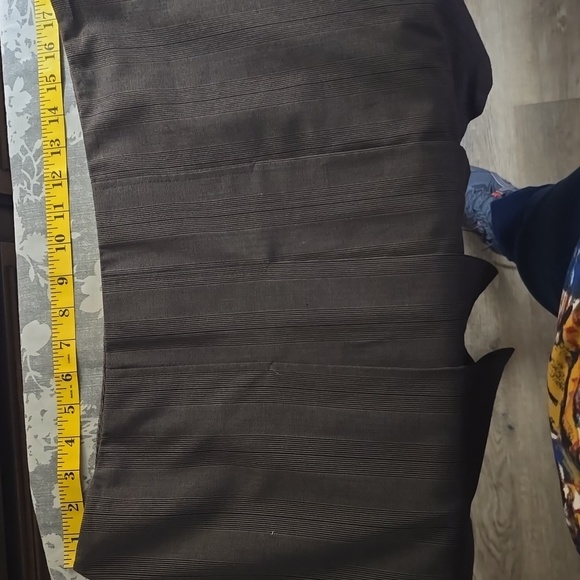 Laura Scott Brown Skirt - Picture 3 of 5